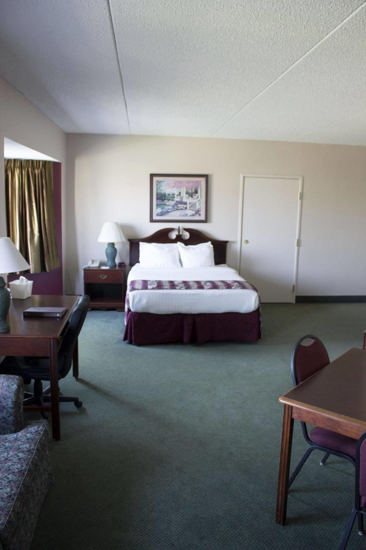 Comstock Inn & Conference Center Owosso المظهر الخارجي الصورة