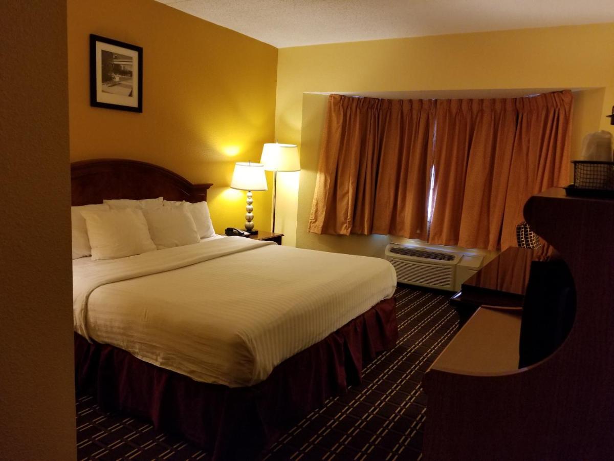 Comstock Inn & Conference Center Owosso المظهر الخارجي الصورة