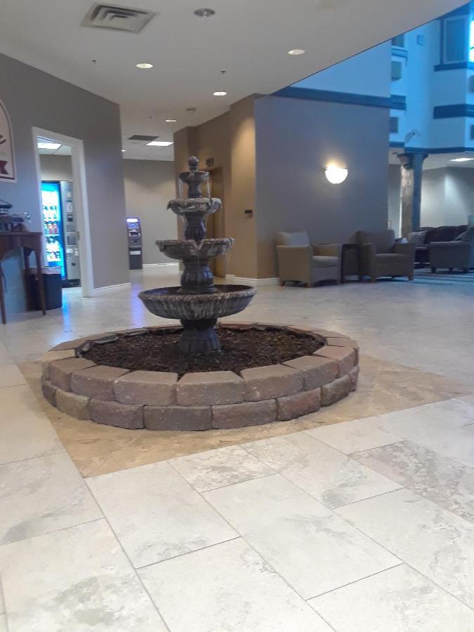 Comstock Inn & Conference Center Owosso المظهر الخارجي الصورة